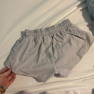 Lulu lemon white hotty hot shorts